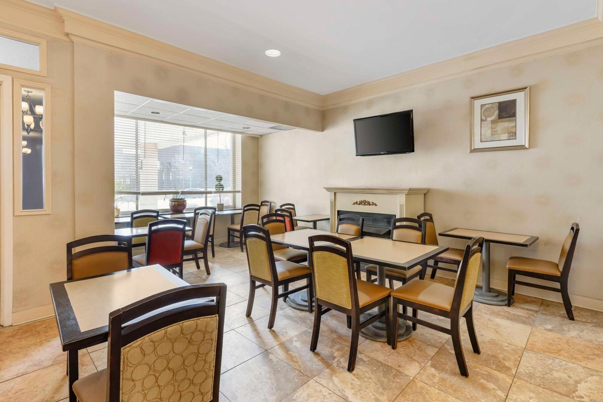 Best Western Watertown/Fort Drum Kültér fotó